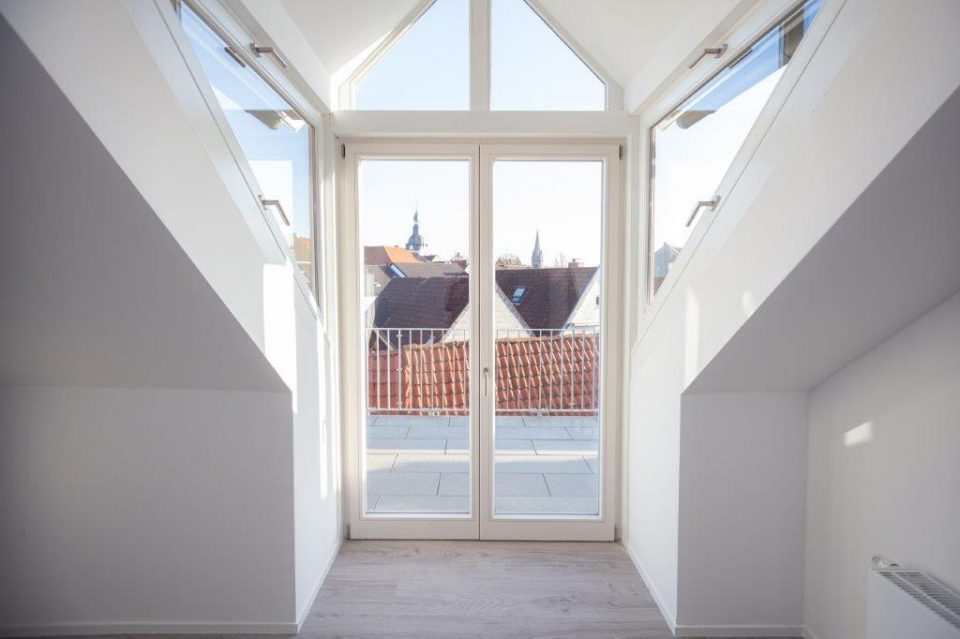 Balkontür mit Ausblick über Detmold